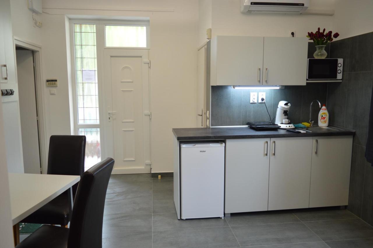 Belvarosi Apartman Peçuy Dış mekan fotoğraf